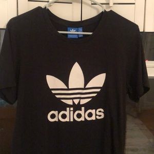 Adidas black logo t-shirt